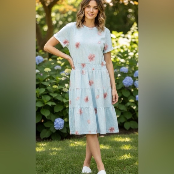 Peace Love World Dresses & Skirts - Peace Love World Blue Floral Dress